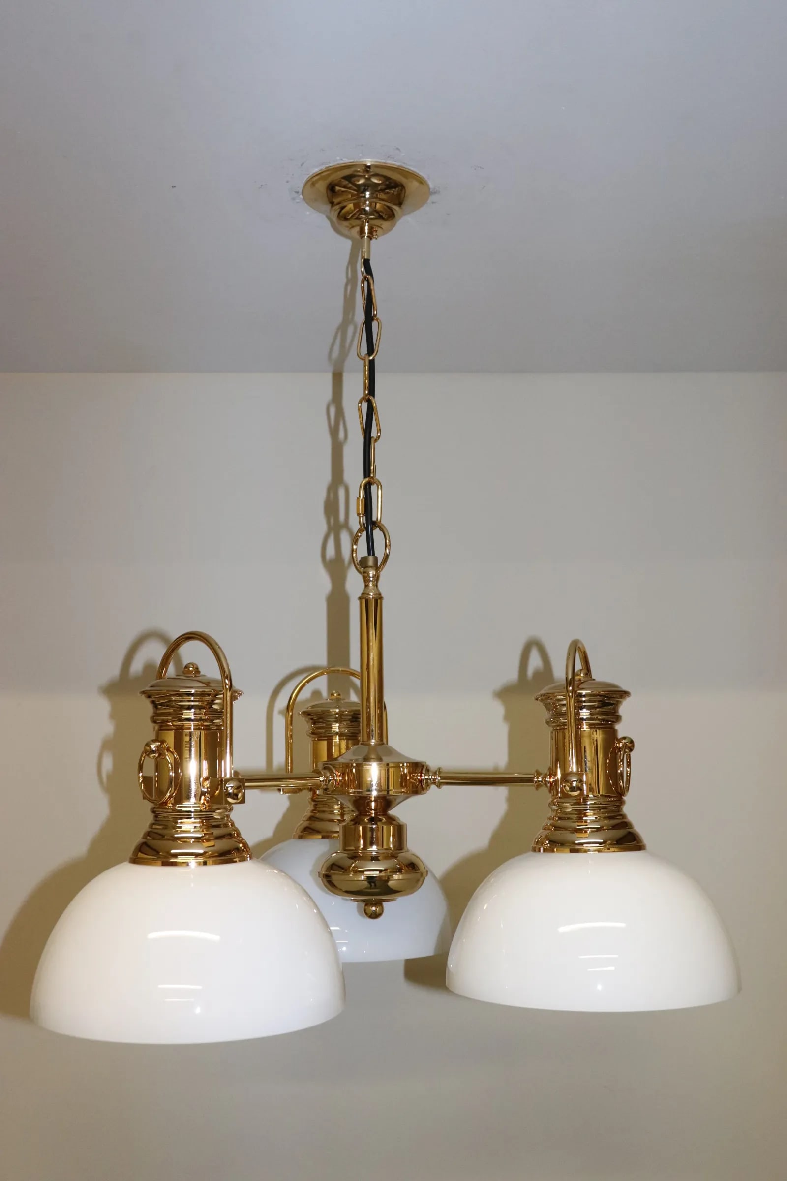 1990s Maritime Nostalgia Inspired Ship Pendant Lamp - 7