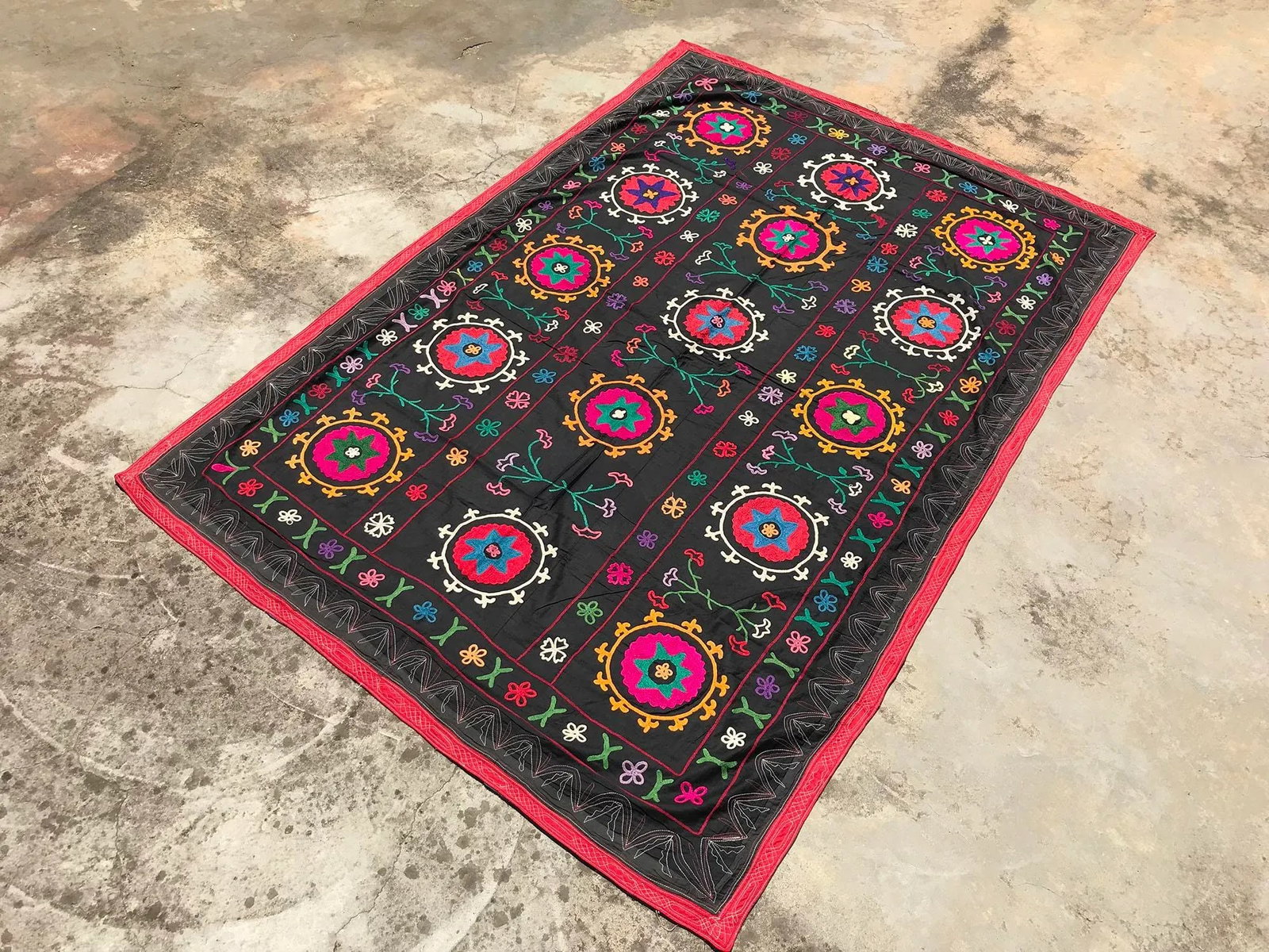 Needlework Crochet Black Suzani - 3