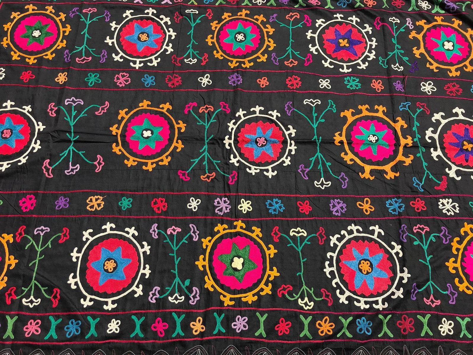 Needlework Crochet Black Suzani - 6
