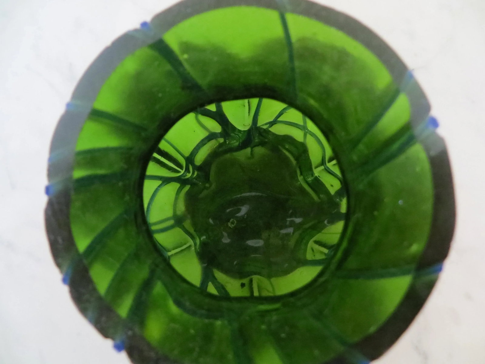 Early 20th Century Art Glass Vase - 4
