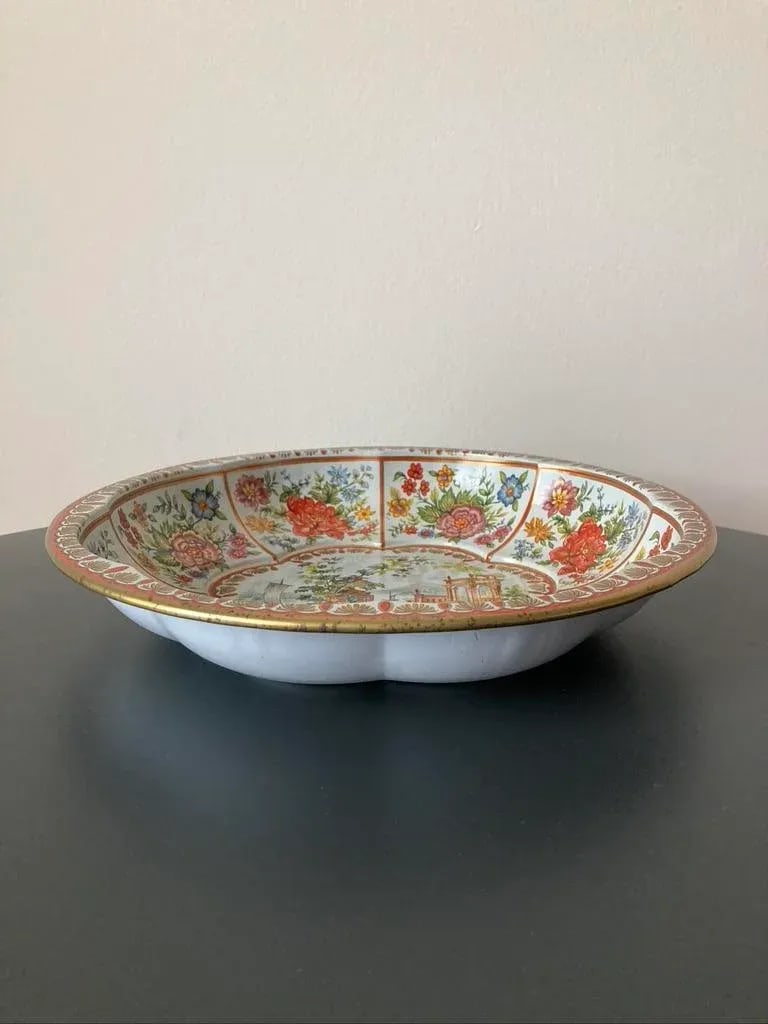 English Victorian Red Roses Toleware Bowl, Plate or Tray by Daher- Large - 12