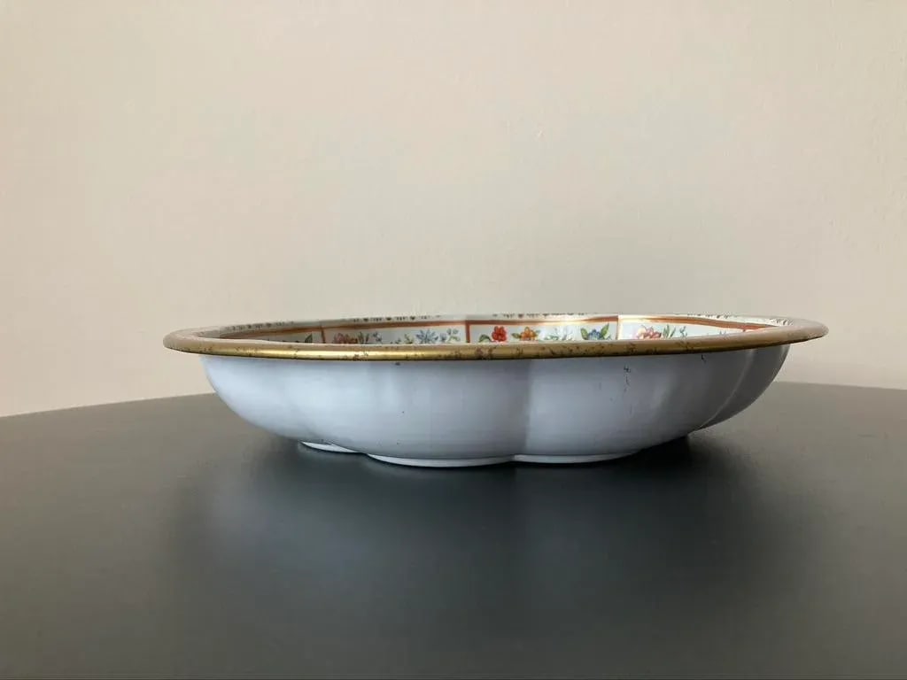 English Victorian Red Roses Toleware Bowl, Plate or Tray by Daher- Large - 5