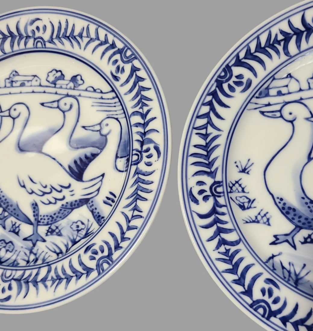 Late 20th Century Pair of Williams-Sonoma Blue & White Salad Luncheon Snack Plates Country French Du - 6