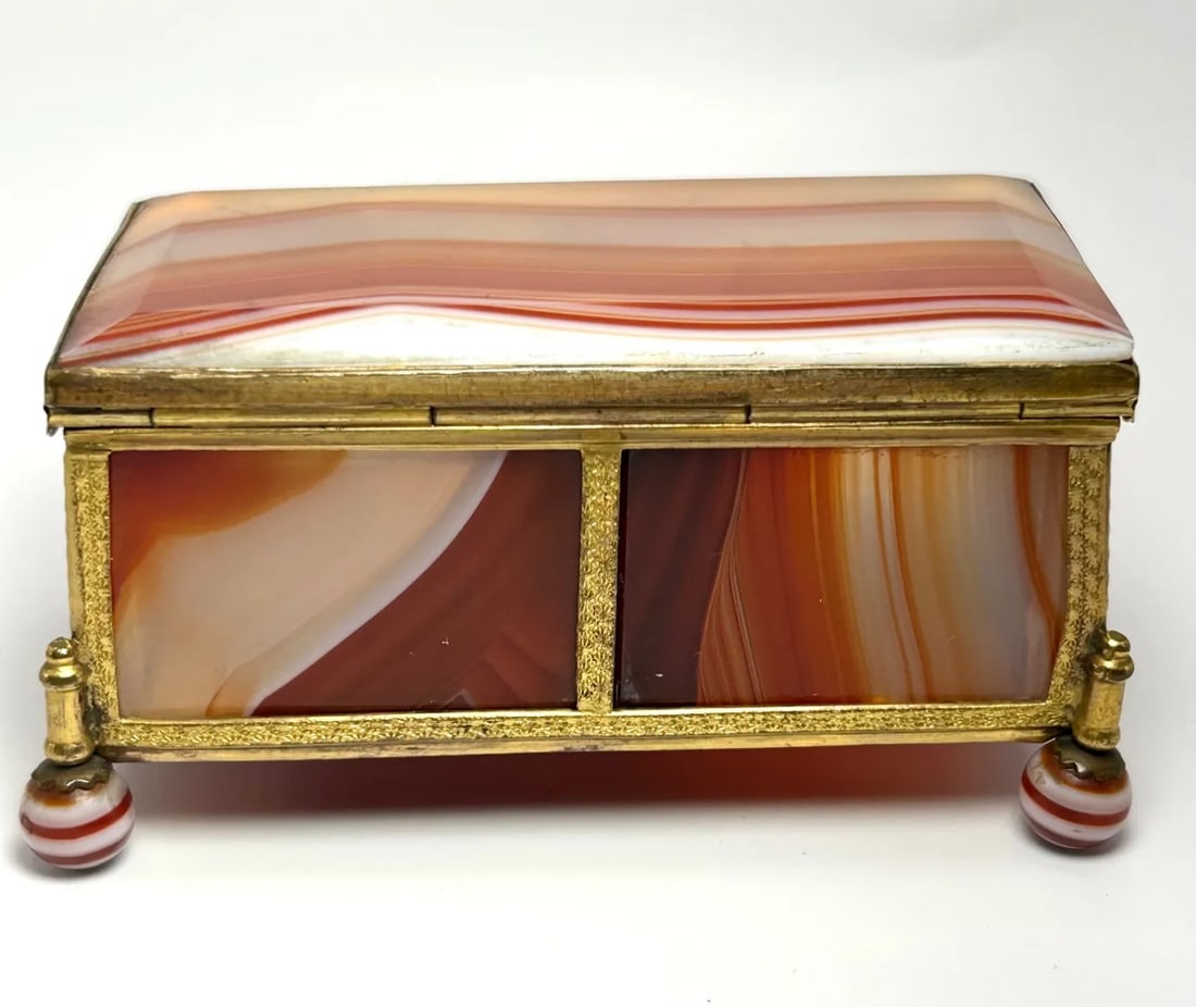 French Red Agate & Ormolu Box - 6