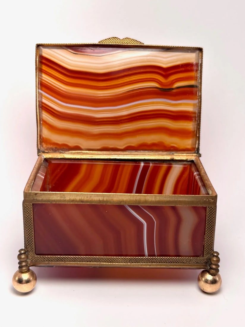 French Red Agate & Ormolu Box - 2