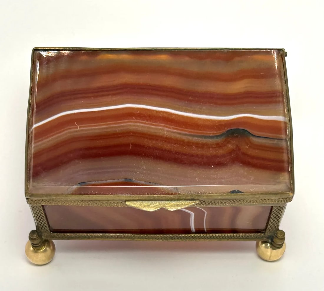 French Red Agate & Ormolu Box - 3