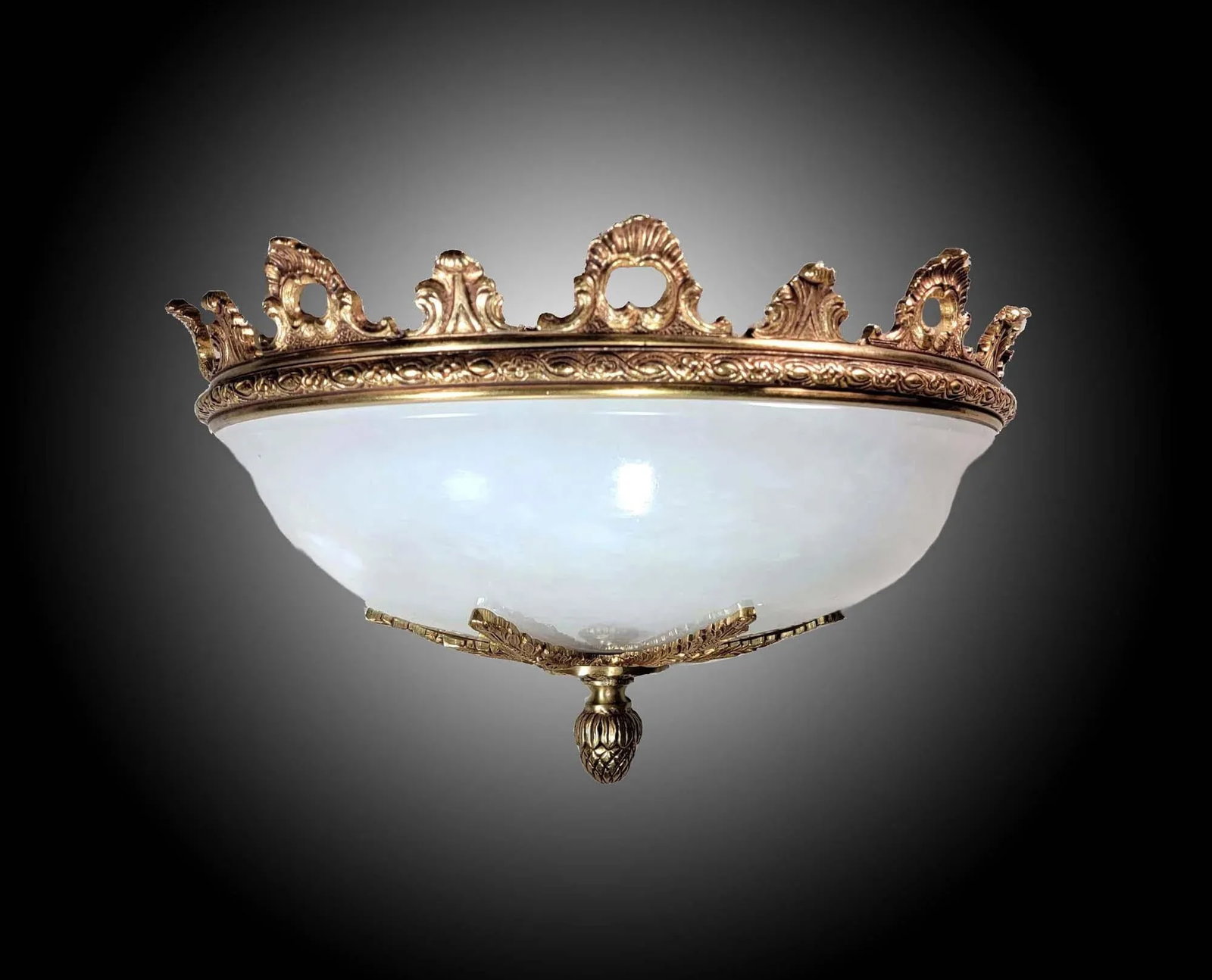 Late 20th Century Mariner Royal Heritage Light Sconce Shade - 2