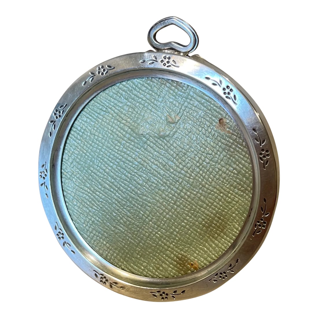 Sterling Silver Frame 1907: A lovely antique round sterling silver picture frame with engraved floral decoration. Marked Sterling 1907 Condition: Alterations: Original Condition Unaltered Imperfections: Some Imperfections