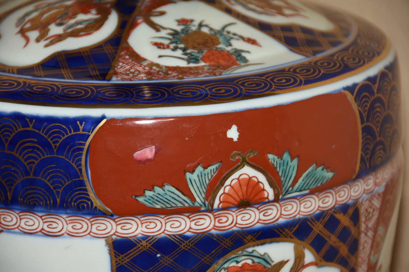 Japanese Imari Porcelain & Wood Lamp - 10