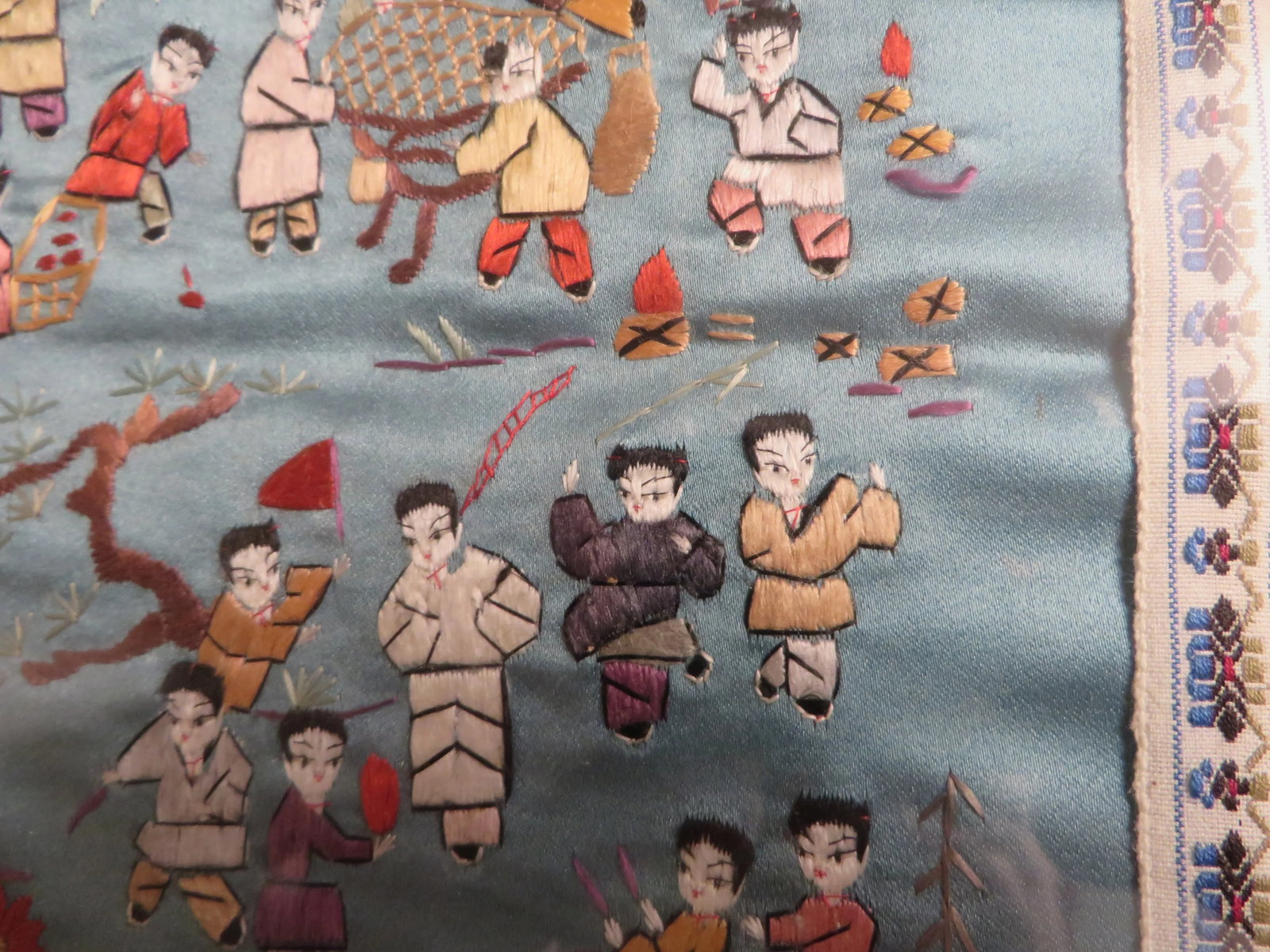 Reproduction Chinese Silk Embroidery Playing Children Motif Textile Art - 7