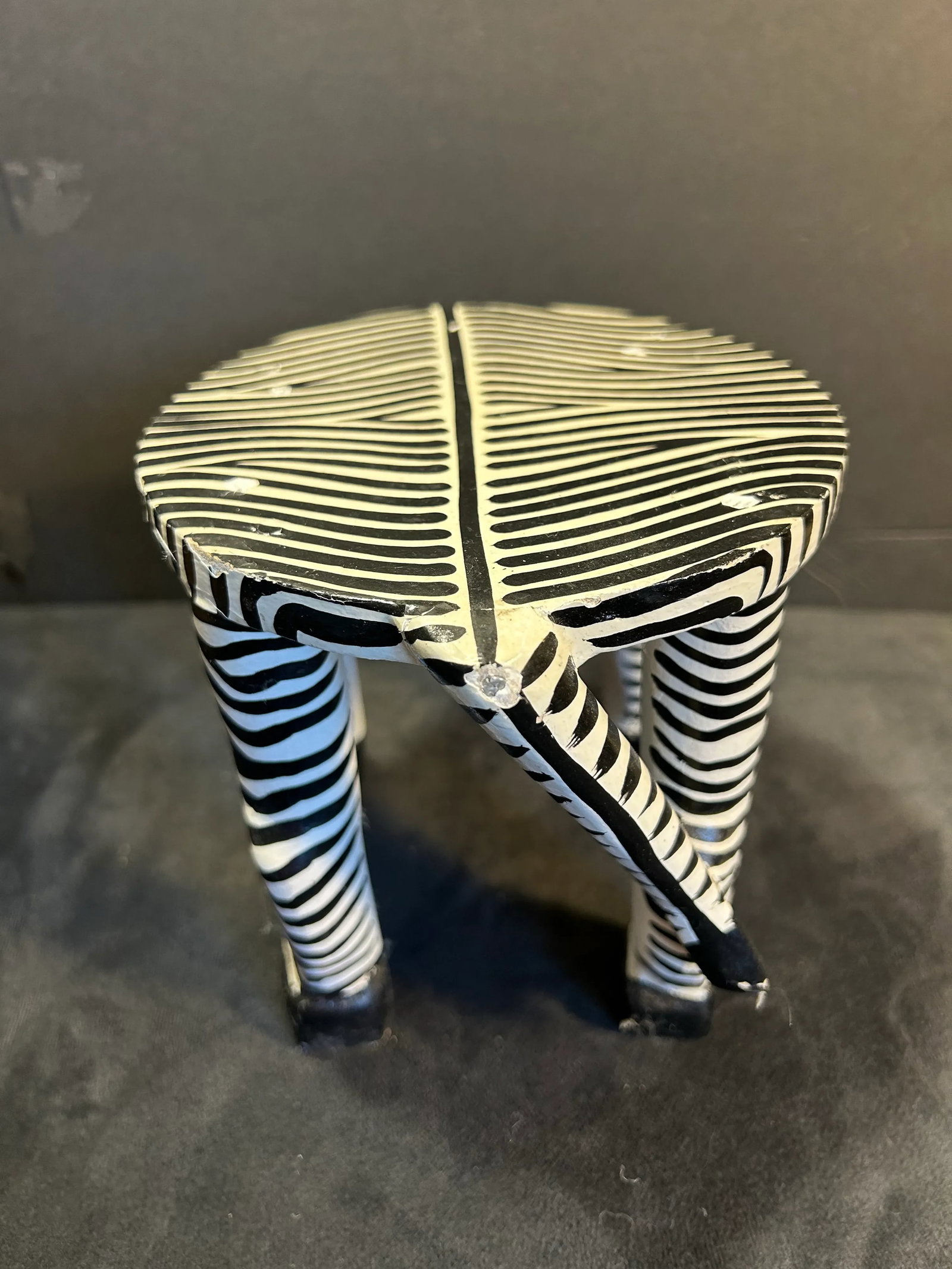 Vintage Hand Painted Wood Figural Zebra Plant Stand - 7