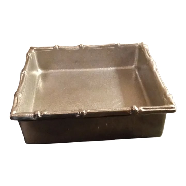 Gorgeous Mariposa Silver Tone Napkin Holder Made in Mexico.: GORGEOUS Mariposa 6" Silver Tone Napkin Holder Made in Mexico. Add a touch of elegance to your dining table with this gorgeous 6" napkin holder from Mariposa. Crafted from high-quality pewter, this