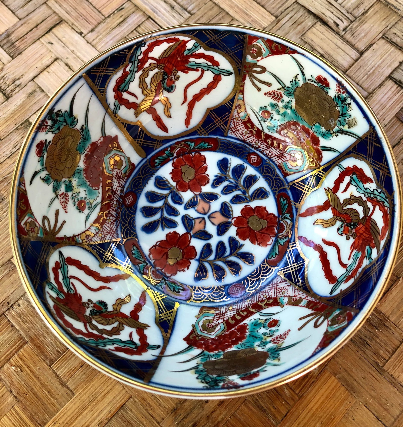 Japanese Hand-Painted Gilt Porcelain Imari Bowl - 2