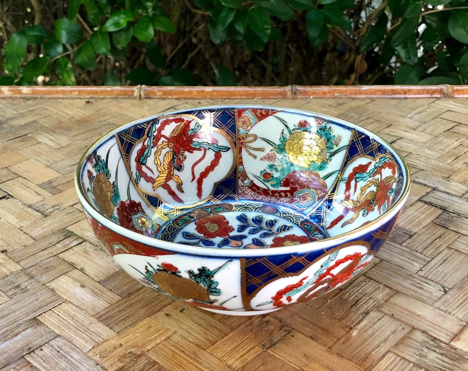 Japanese Hand-Painted Gilt Porcelain Imari Bowl - 8