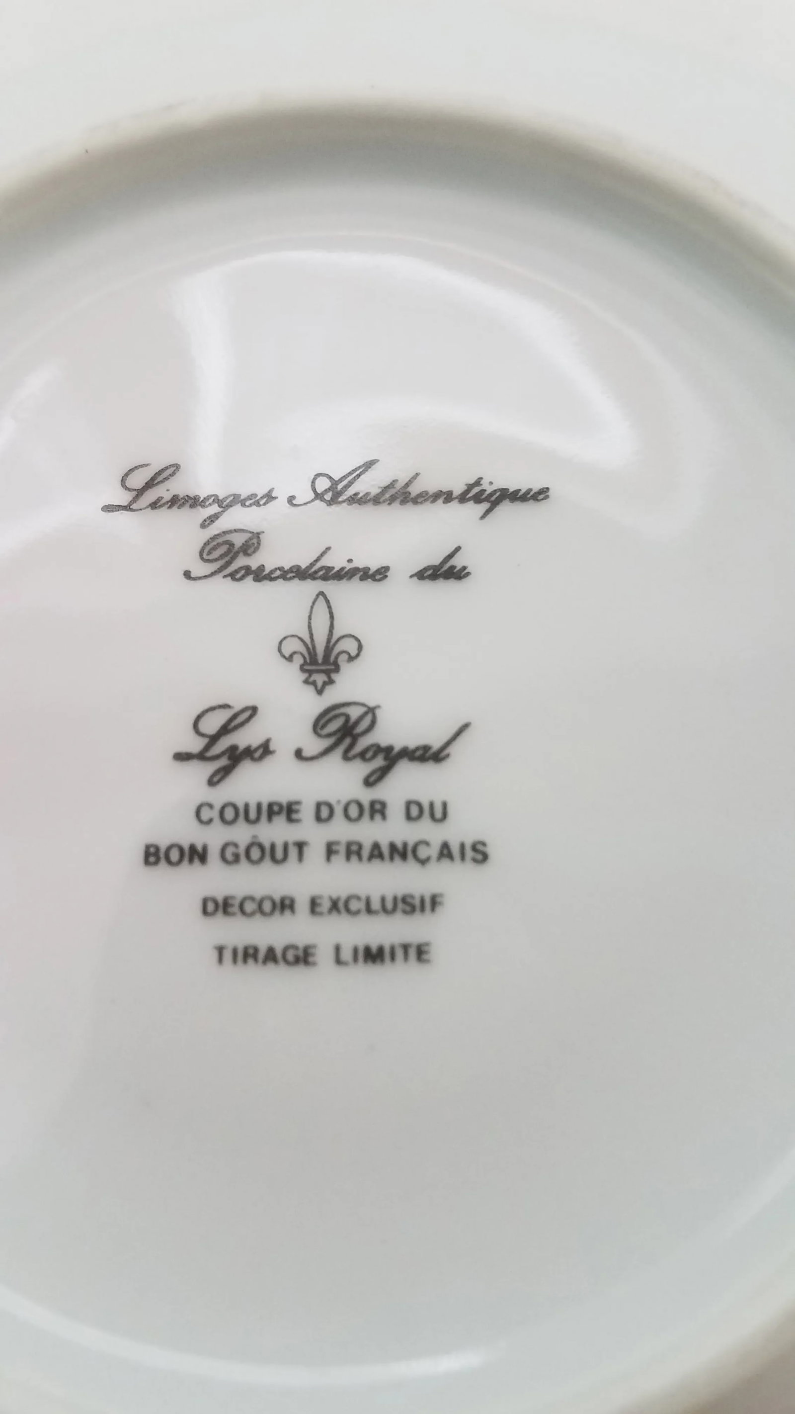 1940s Limoges Authentique Porcelaine Du Lys Royal 4 Cups and Saucers - Set of 8 - 7