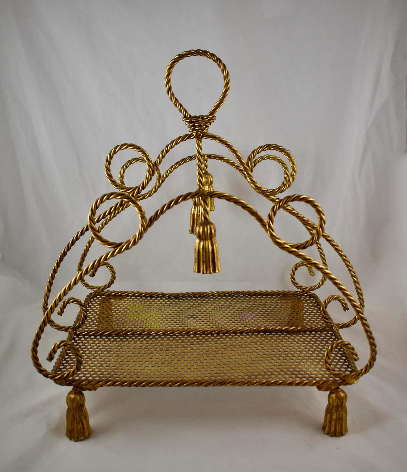 Mid-Century Hollywood Regency Tassle & Rope Gilded Metal Magazine Rack - 10