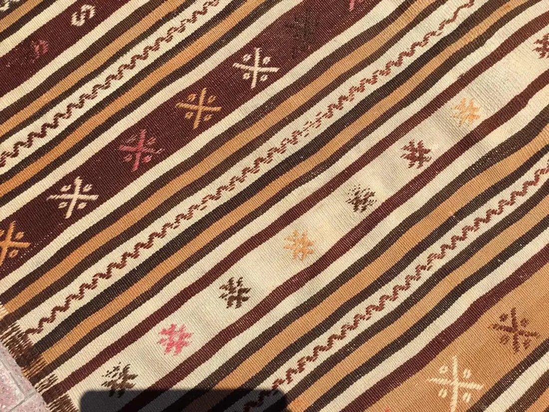 1960s Earth Toned Kilim Rug - 55" X 77" - 8