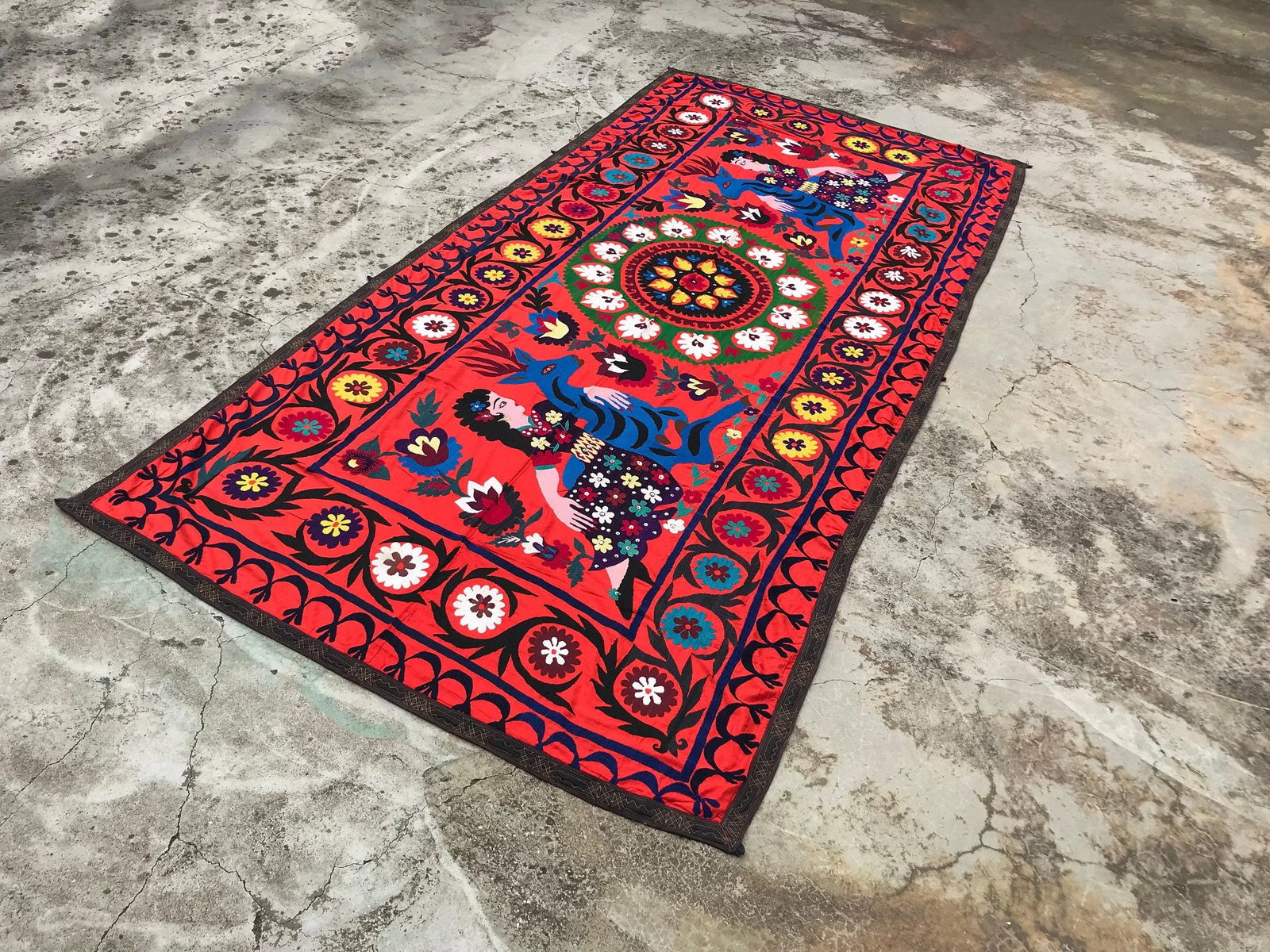 Suzani Animals and Flowers Table Cover / Bedspread - 5' x 10' - 8