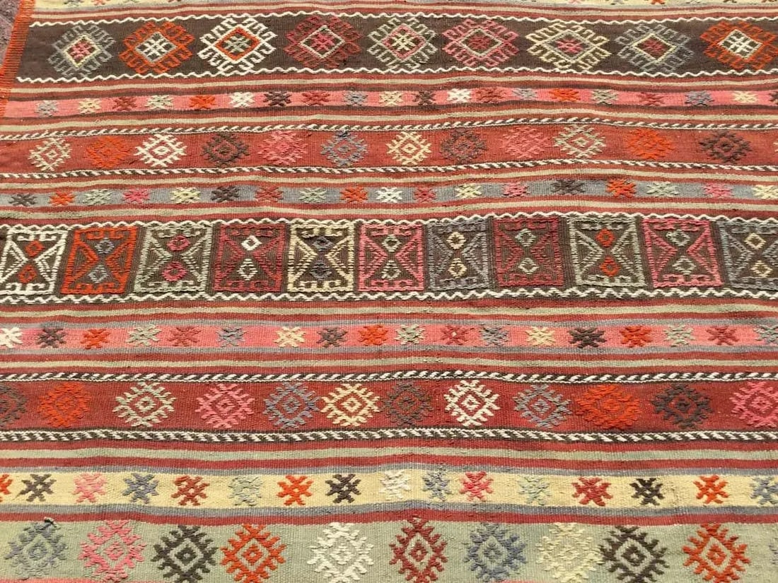 Vintage Turkish Kilim Rug - 60" X 86.5" - 5