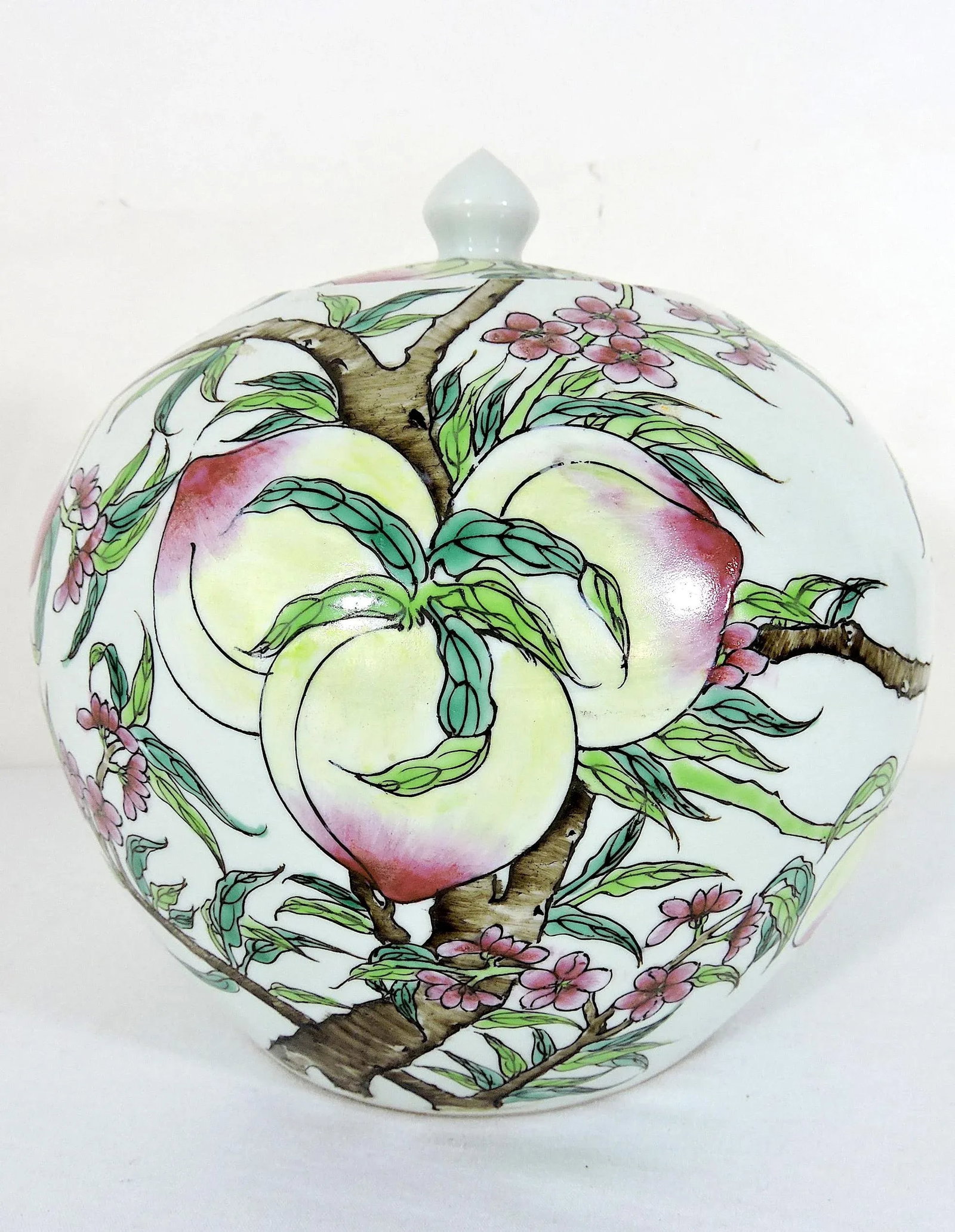 Antique White Porcelain Chinese Ginger Jar With Blossoms & Peaches, Tongzhi Mark. - 2
