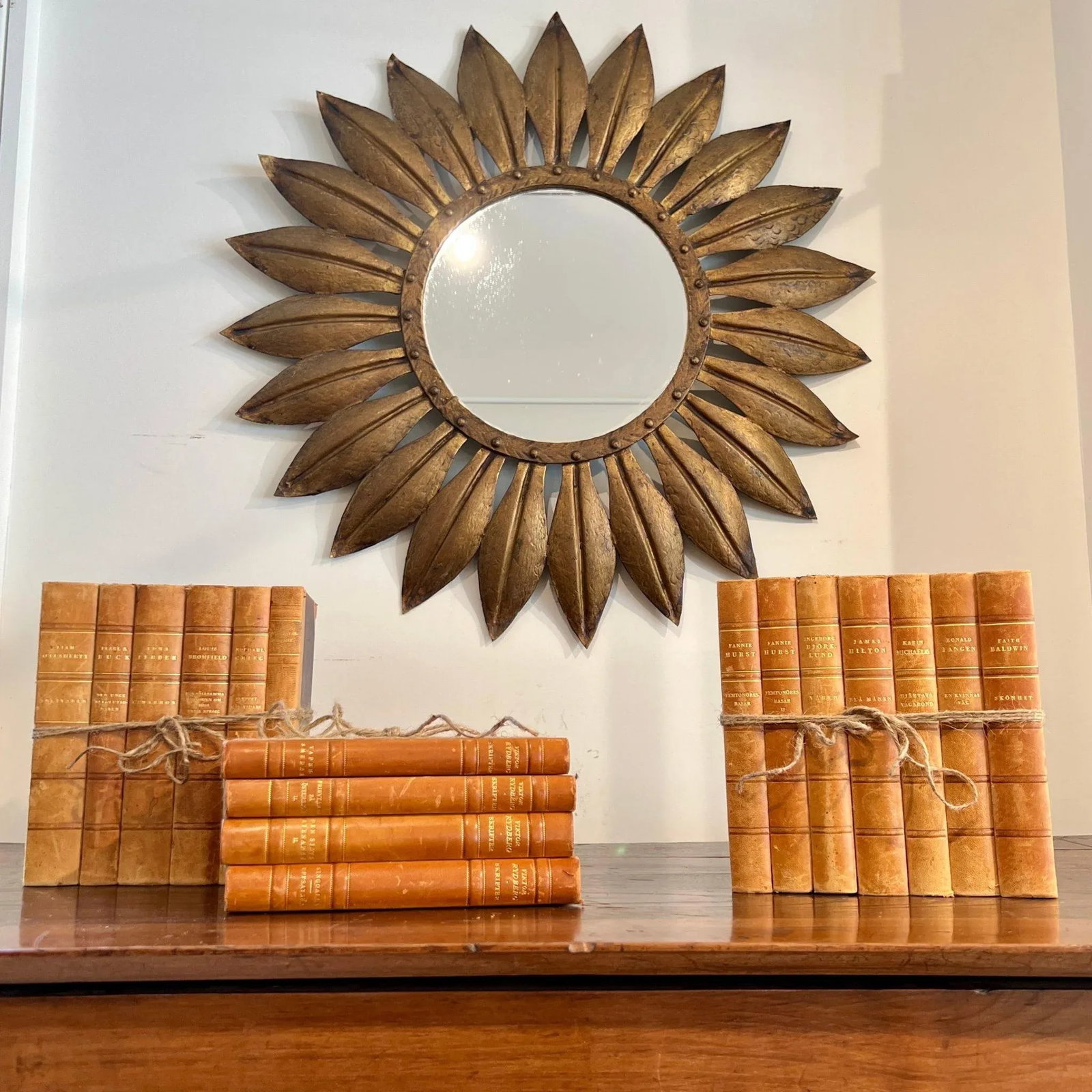 Early 20th Century Large Gilded Iron Leaf Mirror - 3