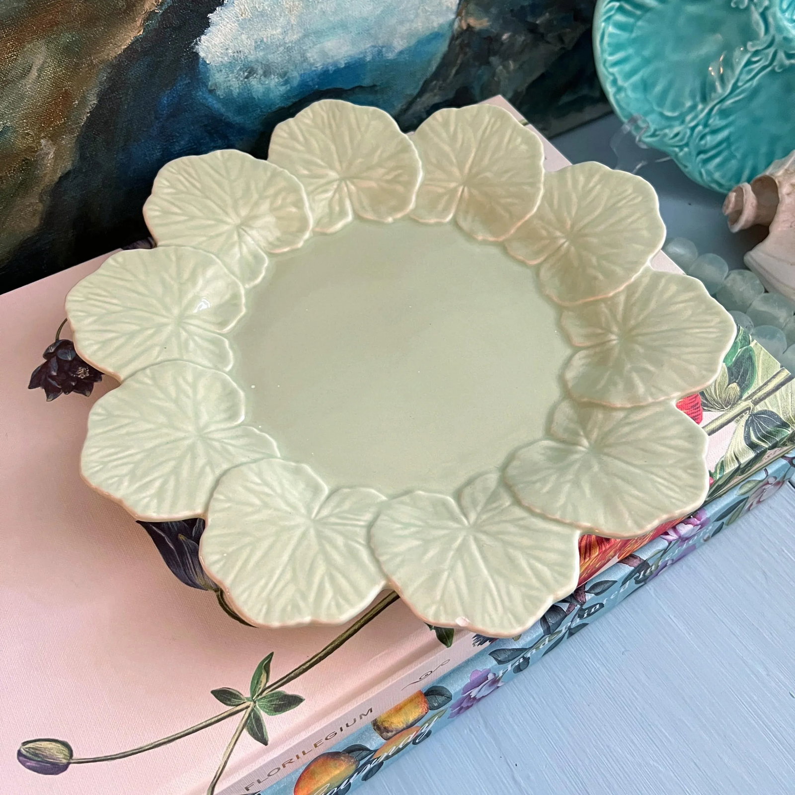 Late 20th Century Sage Green Bordallo Pinheiro Geranium Leaf Plates- Set of 4 - 6
