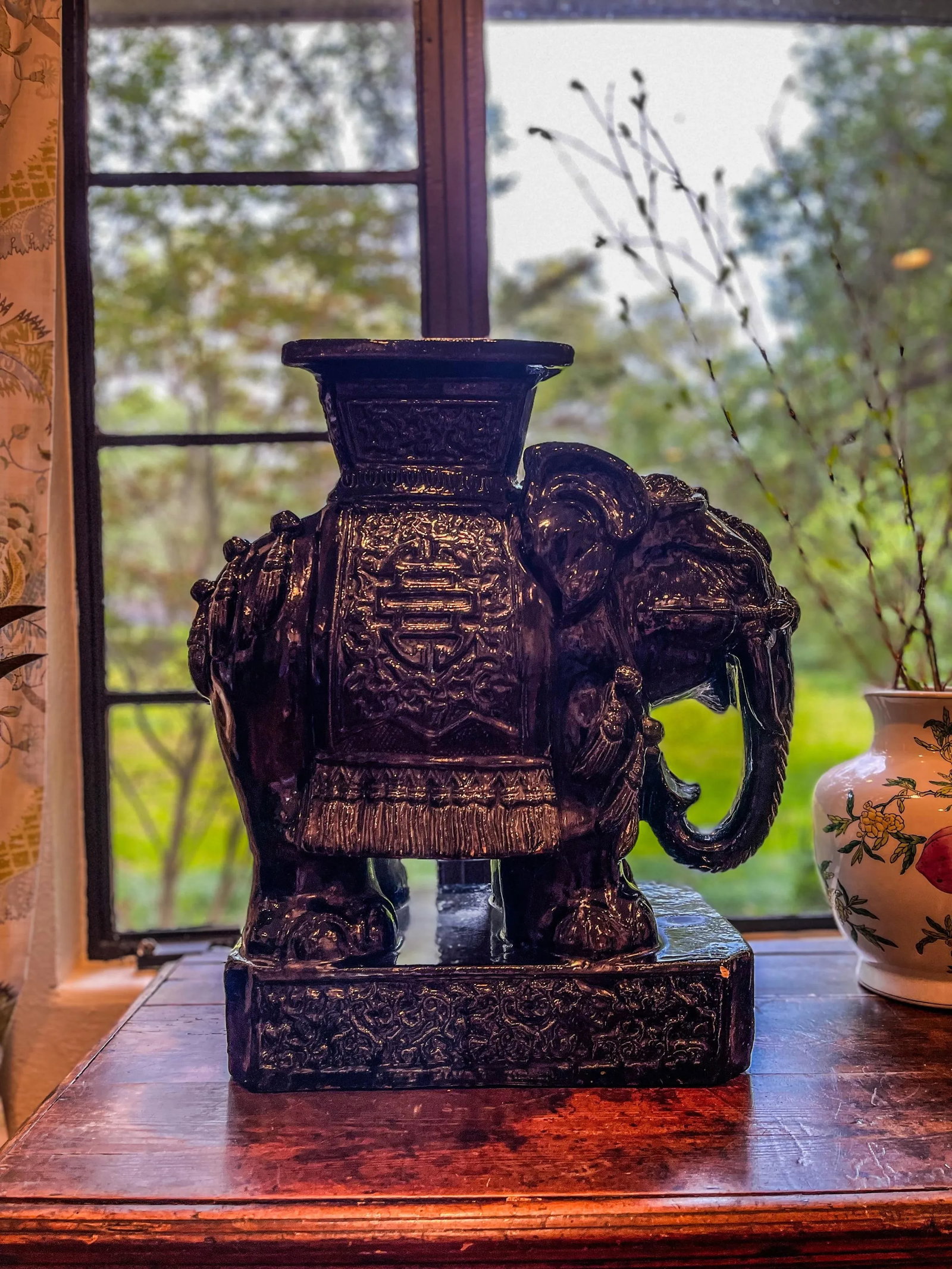 Vintage Large Ceramic Elephant Garden Stools in a Graphite Gloss Glaze - A Pair - 4