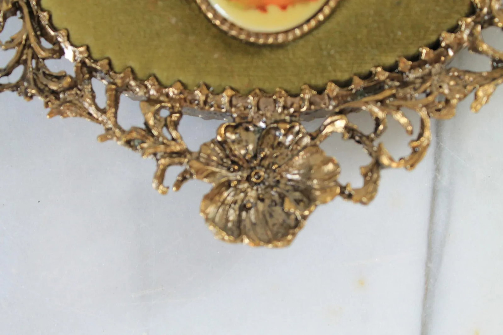Victorian Medallion Wall Hanging - 5