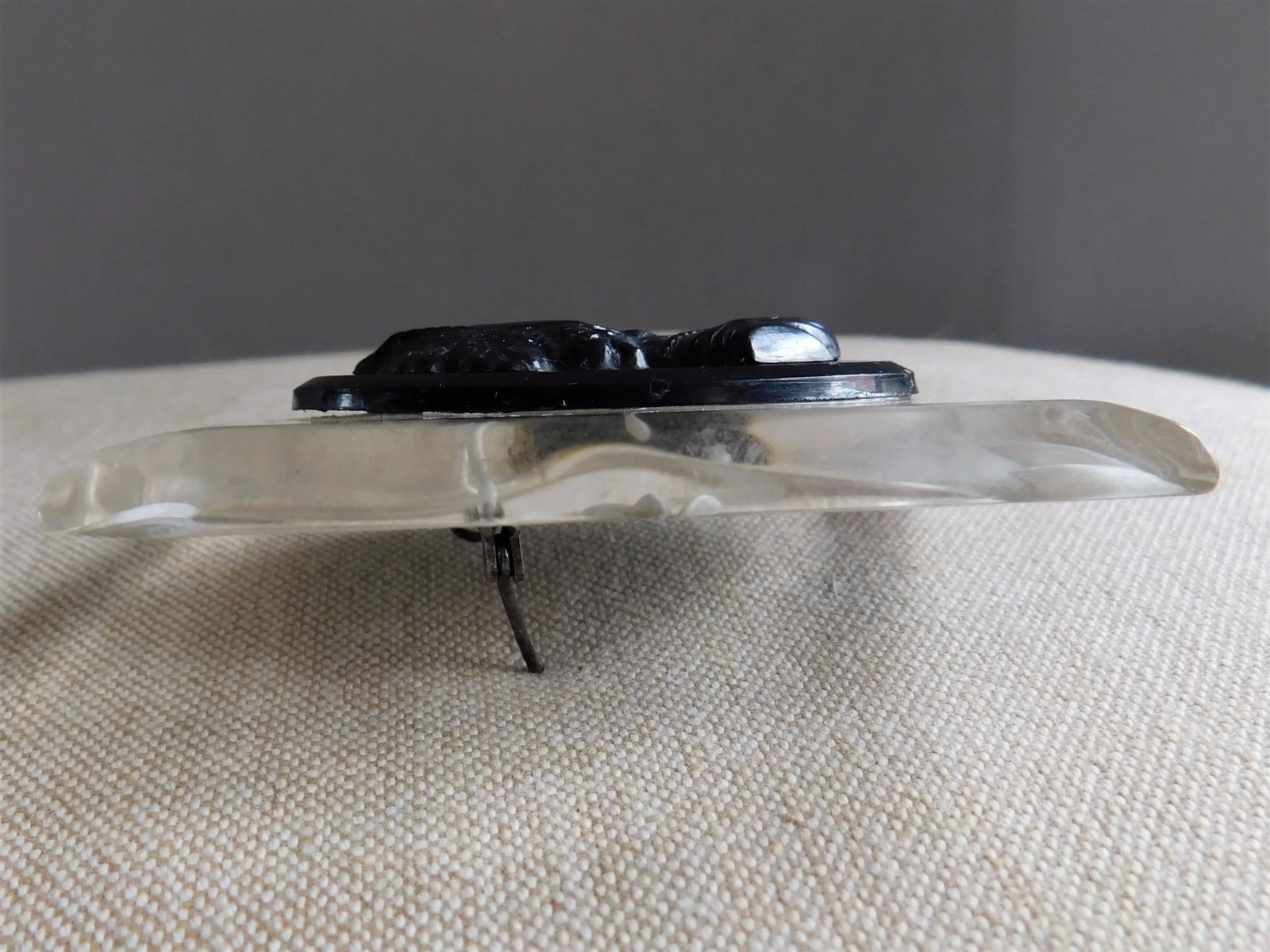 1920's Ebony and Clear Bakelite Profile Woman Cameo Brooch Pin - 3