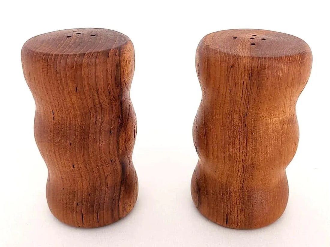 1970s Teak Wood Curvy Salt and Pepper Shakers, a Pair - 2