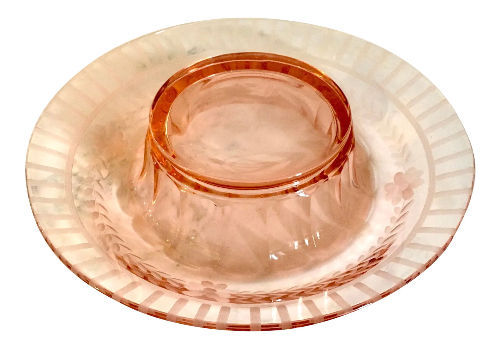 1930s Pink Depression Cut + Faceted Glass Console Bowl: This pink glass console bowl was used to hold a centerpiece arrangement of flowers or fruit on a dining table or buffet. They were especially popular from the 1920s through the 1940s. Dimensions:
