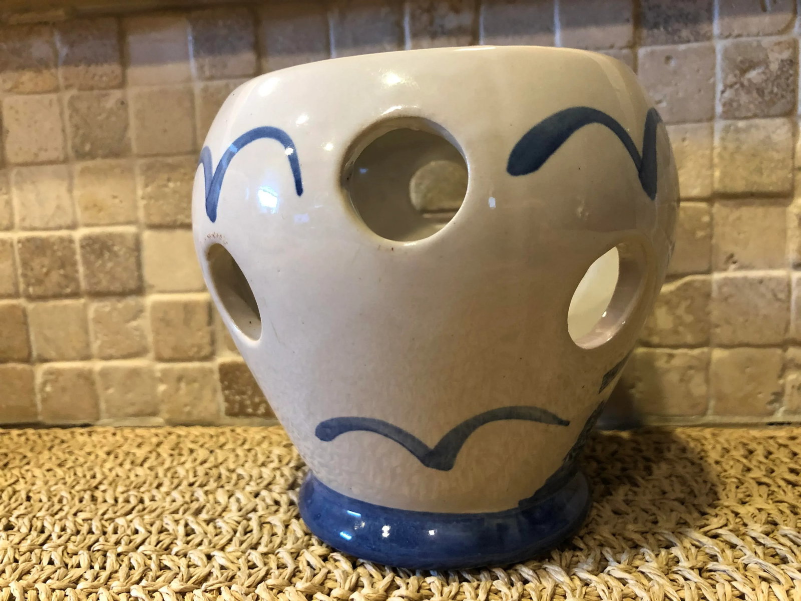Vintage Delft-Like Bulb Forcer Vase - 4