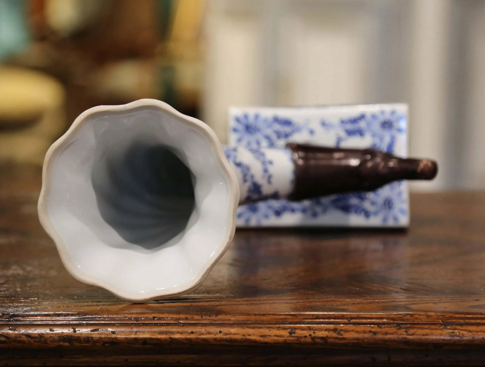Vintage Hand Painted Blue and White Faience and Bronze Cornucopia Vase - 6