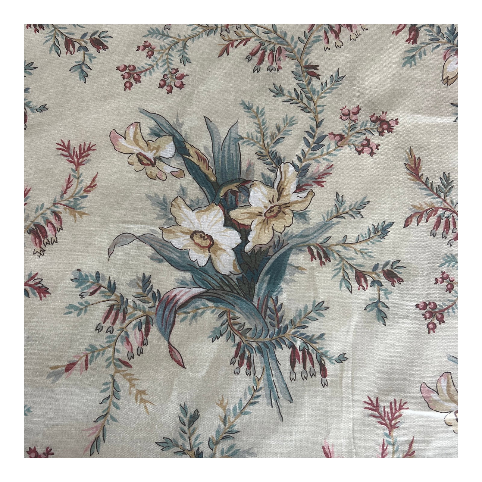 Jean Munro Bowness Lightweight Linen Fabric- 3 1/4 Yards: Jean Munro Bowness Lightweight Linen Fabric- 3 1/4 Yards Condition: Alterations: Original Condition Unaltered Imperfections: Some Imperfections Condition Notes: Very good. New. Folded. Origin: United