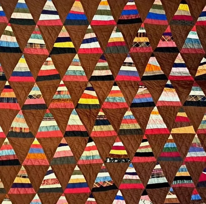 Late 19th Century Mennonite Quilt Roman Stripes Parallel Variation - Hand Pierced - 3
