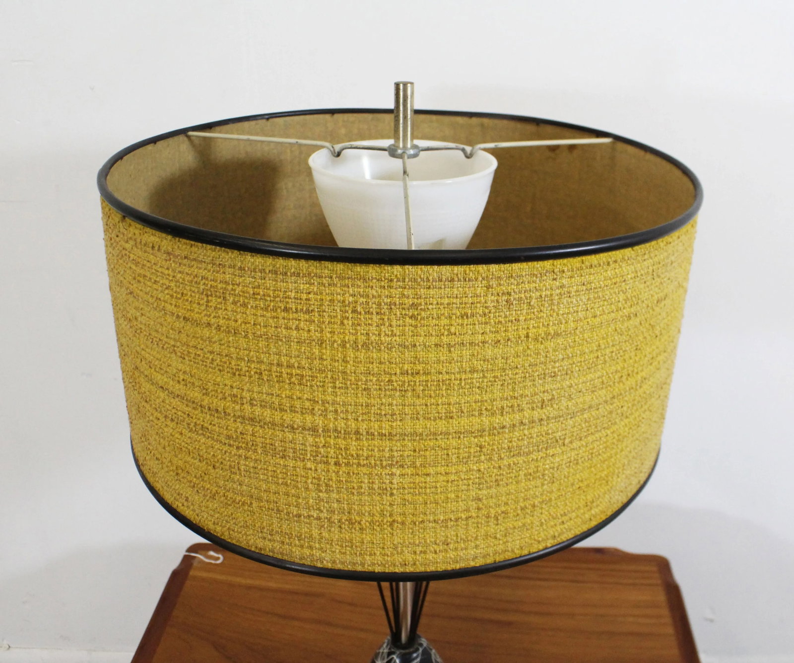 Mid-Century Modern Caged Wire Base Drum Shade Painted Table Lamp - 4