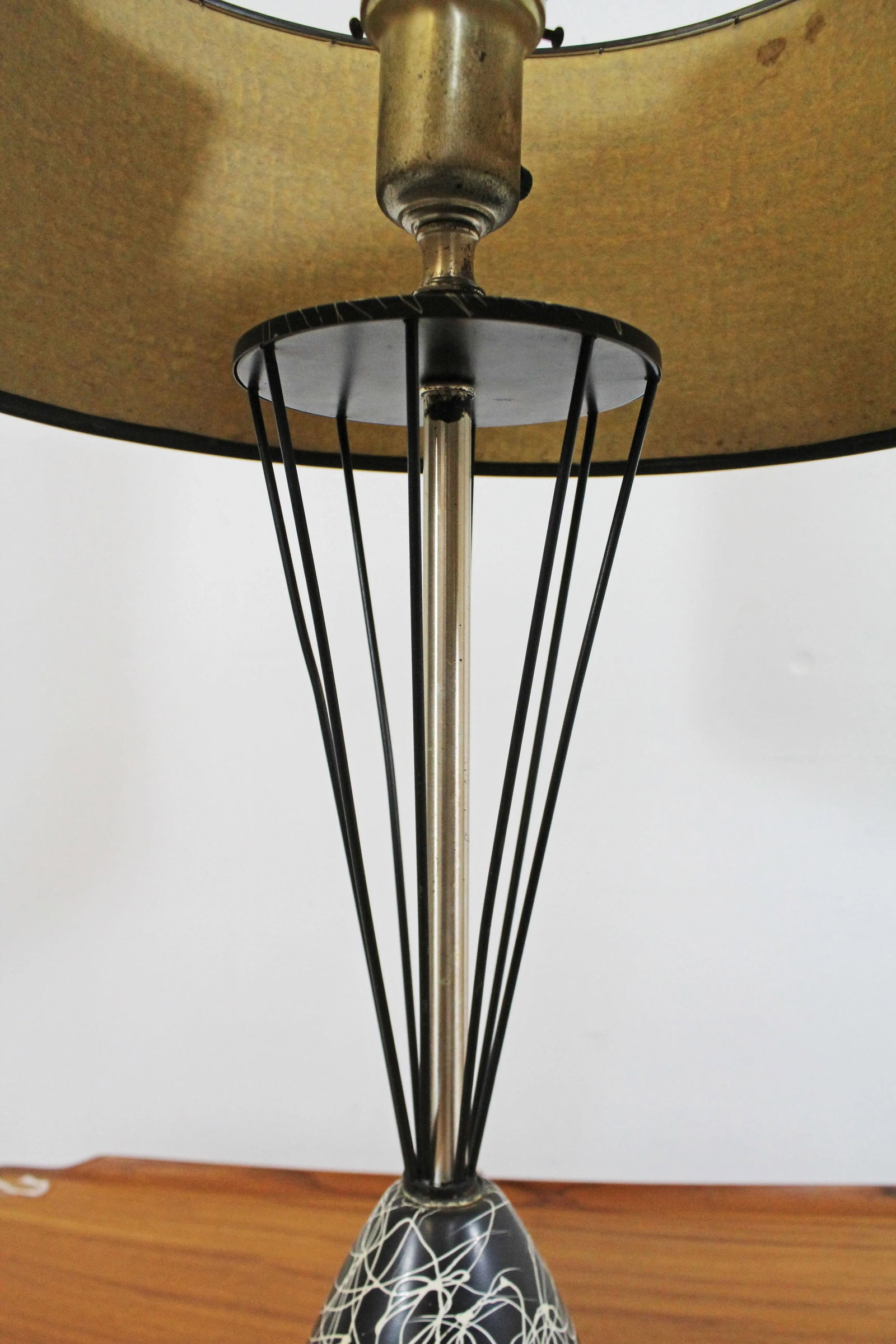 Mid-Century Modern Caged Wire Base Drum Shade Painted Table Lamp - 5