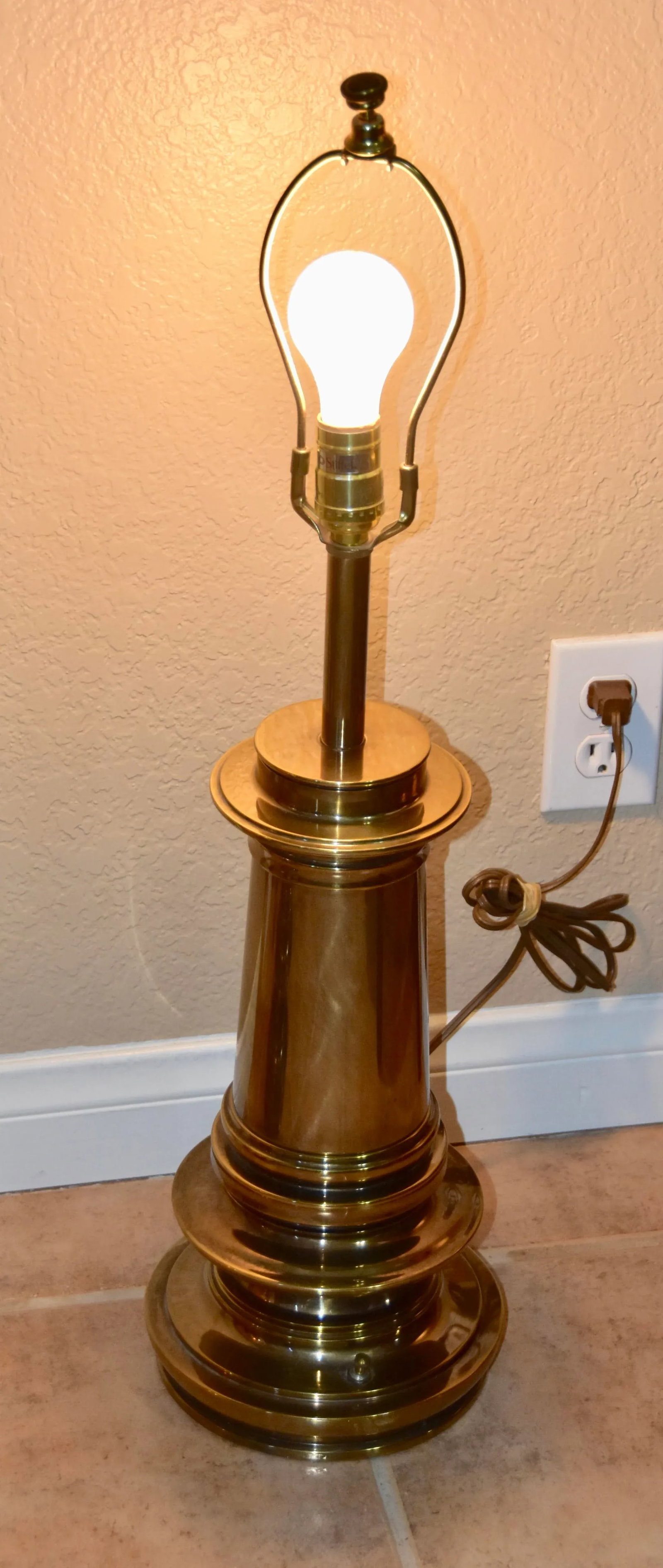 1960s Stiffel Hollywood Regency 3 Way Brass Urn Table Lamps - a Pair - 5