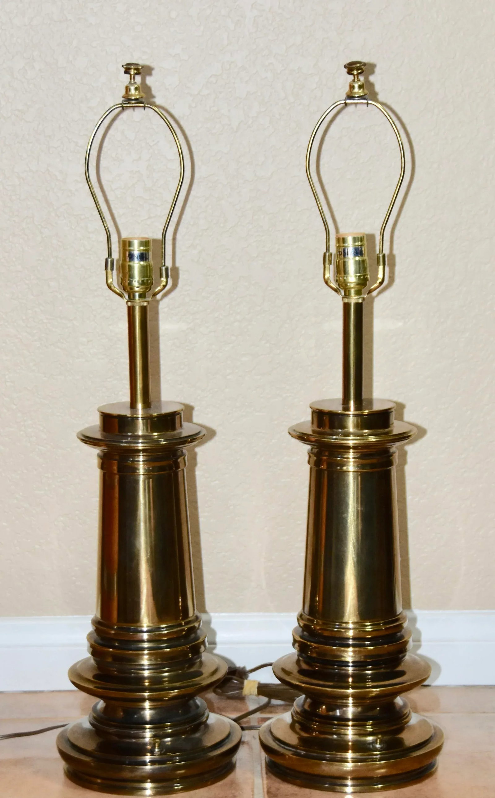1960s Stiffel Hollywood Regency 3 Way Brass Urn Table Lamps - a Pair - 7