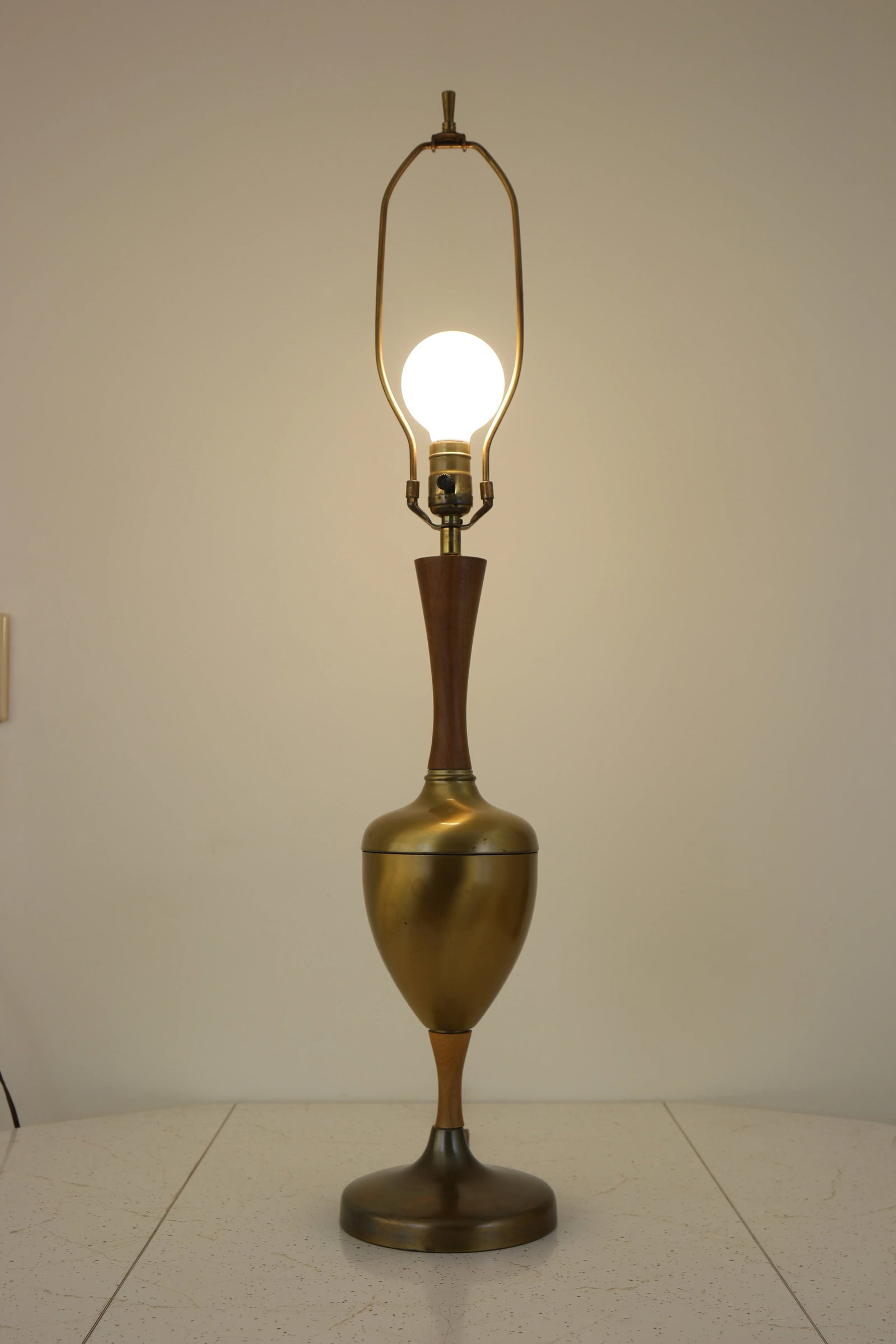 Vintage Brass & Wood Table Lamp - 6
