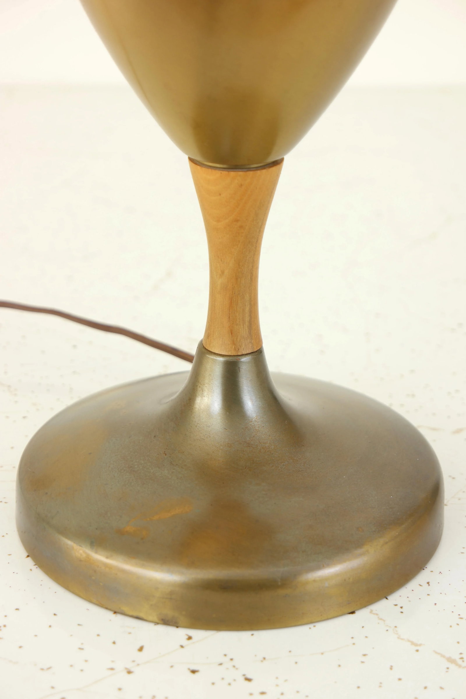 Vintage Brass & Wood Table Lamp - 9