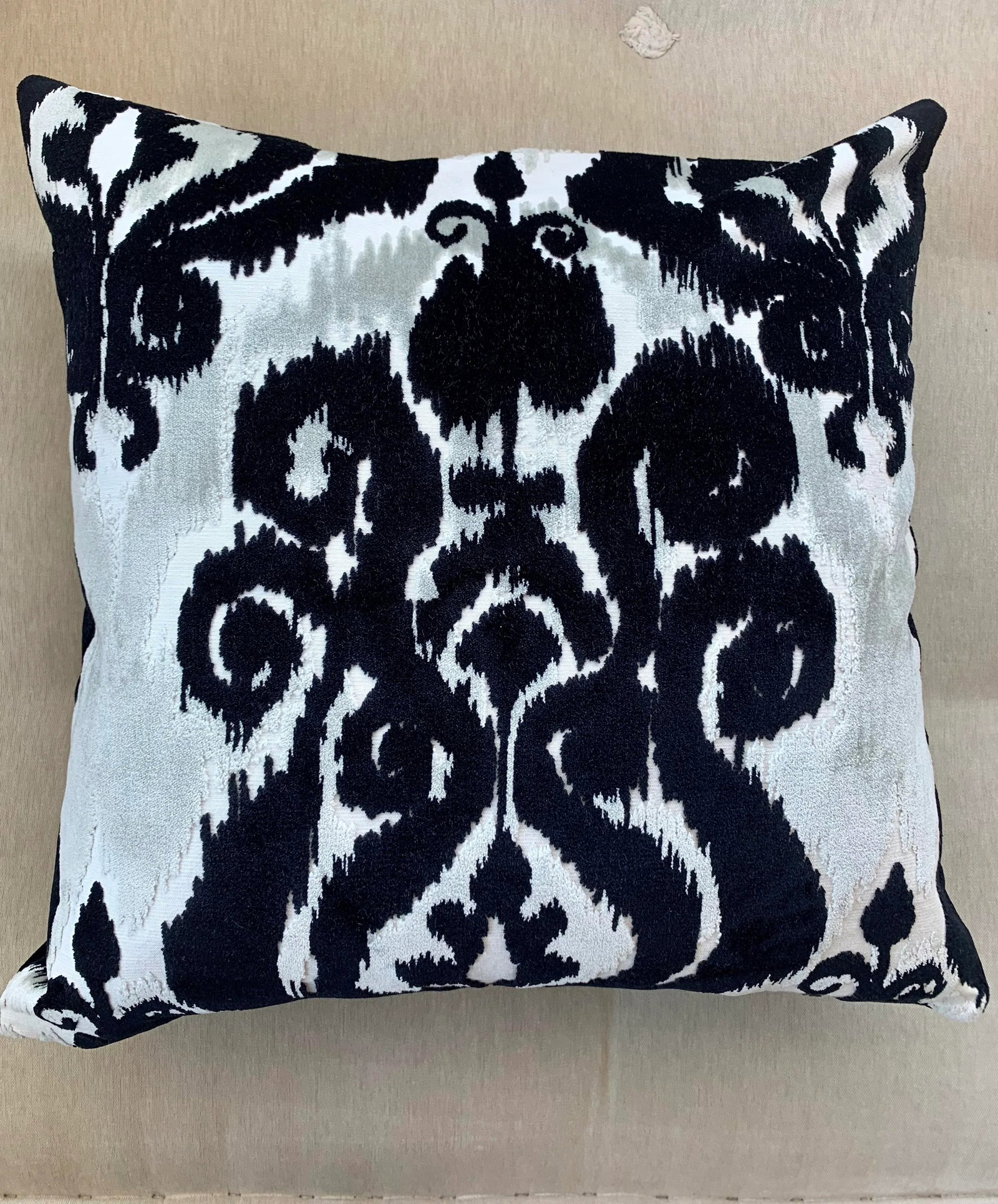 FirmaMenta Italian Black and White Ikat Velvet Pillow - 4