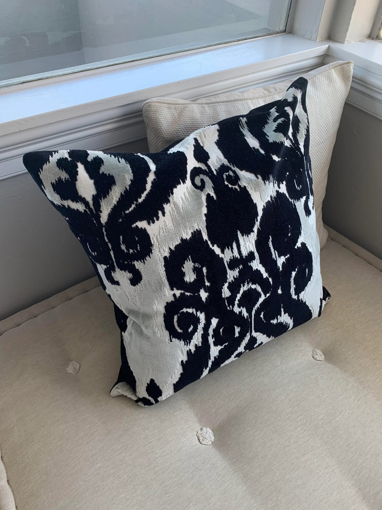 FirmaMenta Italian Black and White Ikat Velvet Pillow - 5