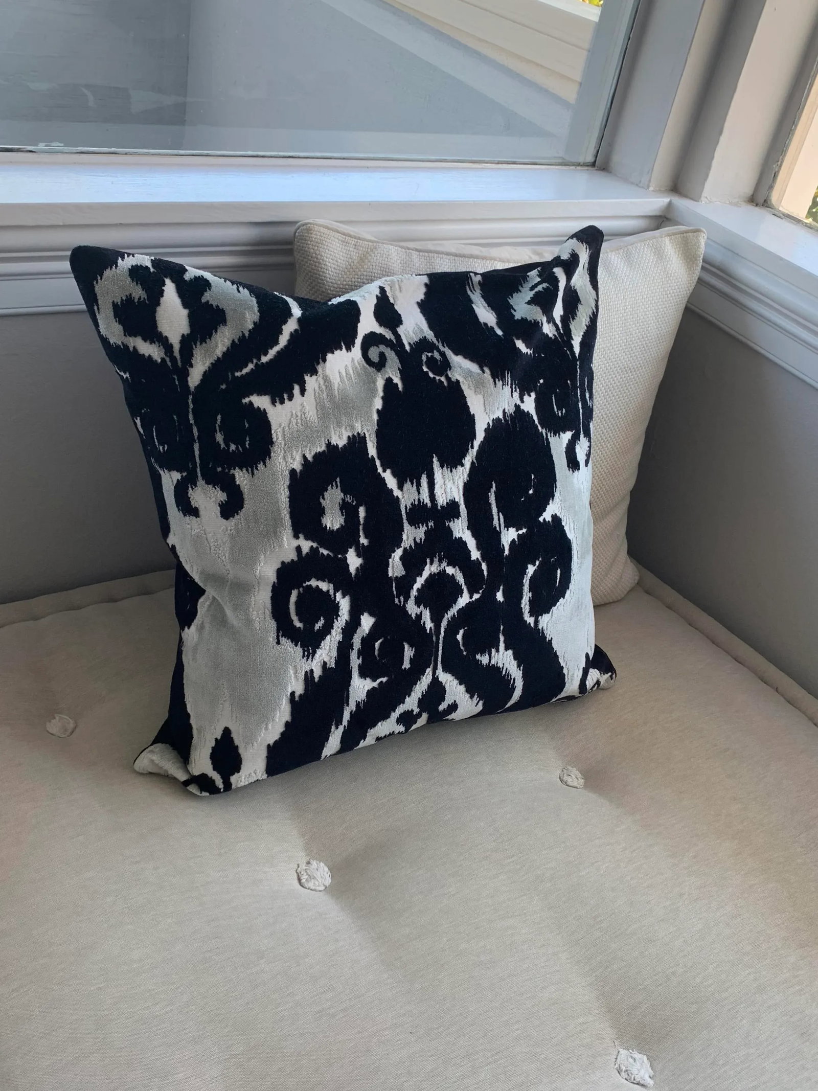 FirmaMenta Italian Black and White Ikat Velvet Pillow - 6