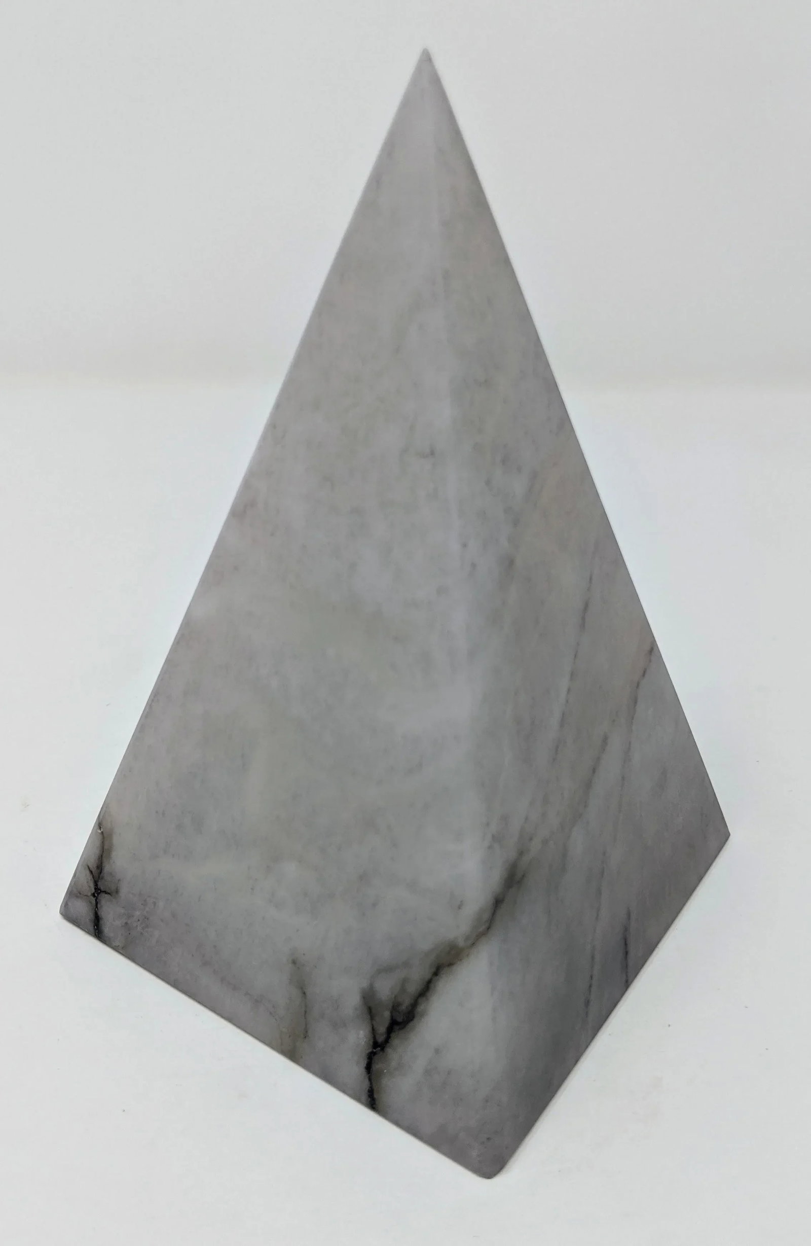 Organic Modern Italian Gray Alabaster Pyramid Decorative Sculpture Point - 9