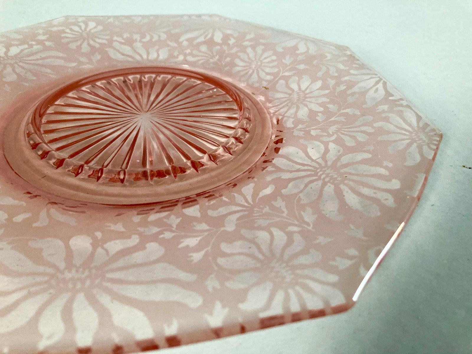 Pink Depressipn Era Glass Serving Plate Multi-Facet Design 10" - 2