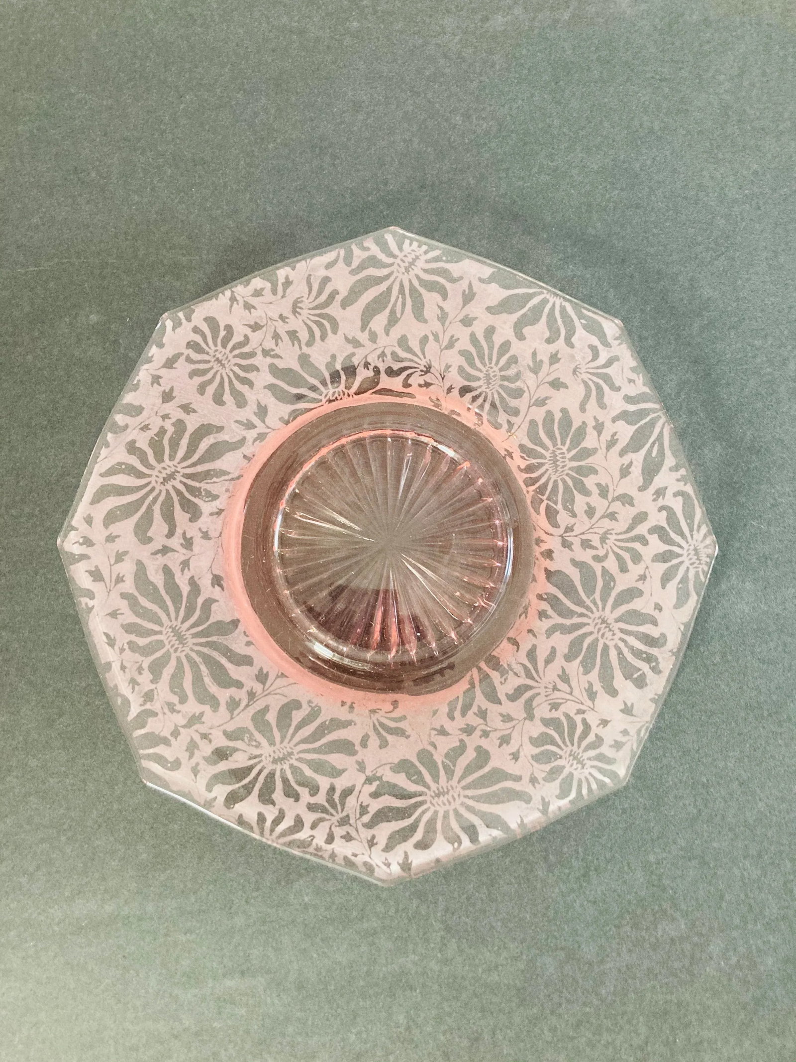 Pink Depressipn Era Glass Serving Plate Multi-Facet Design 10" - 4