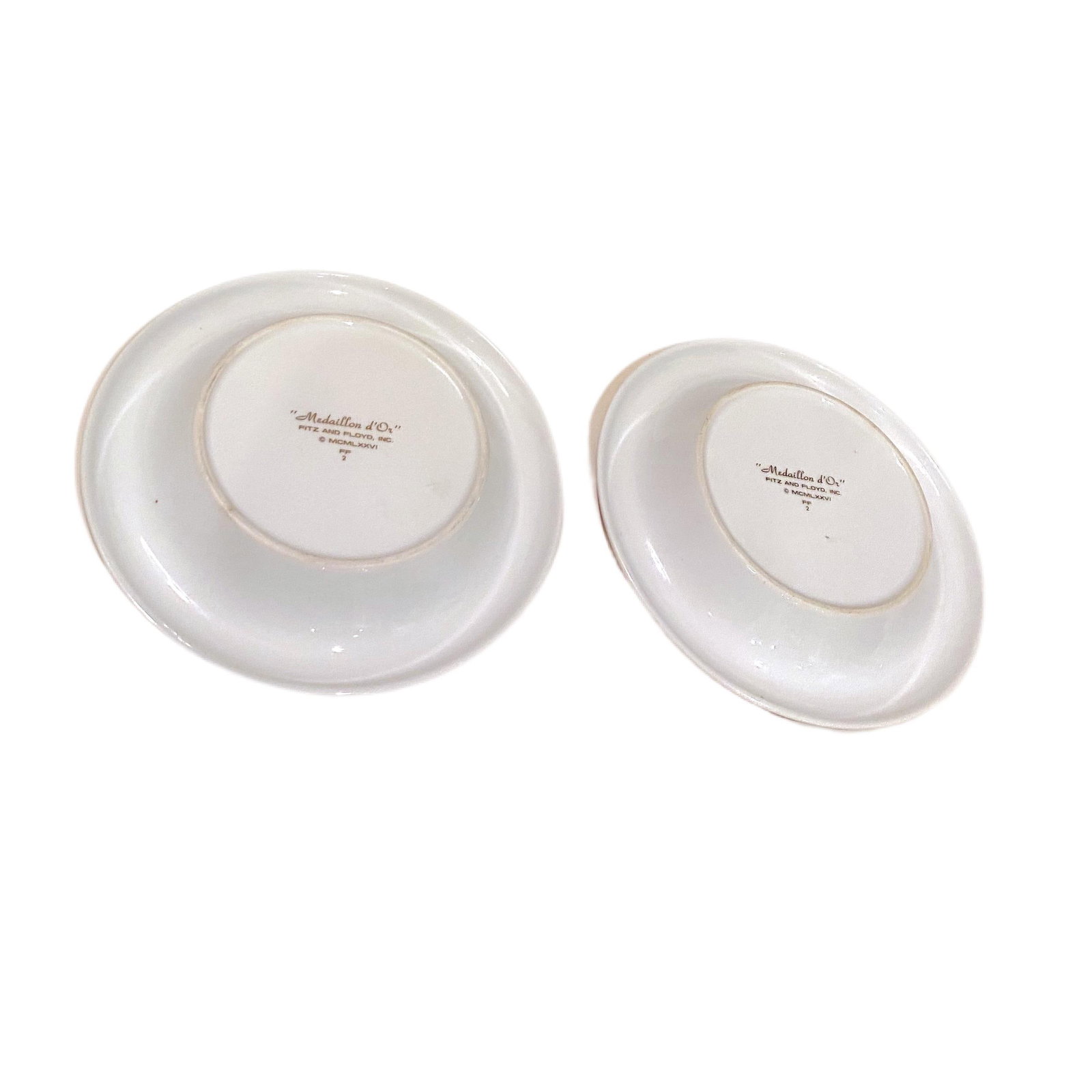 1970aEURTMs Floyd Fitz and Floyd aEURoeMedallian DaEURTMOraEUR Dessert Plates - a Set of 2 - 7