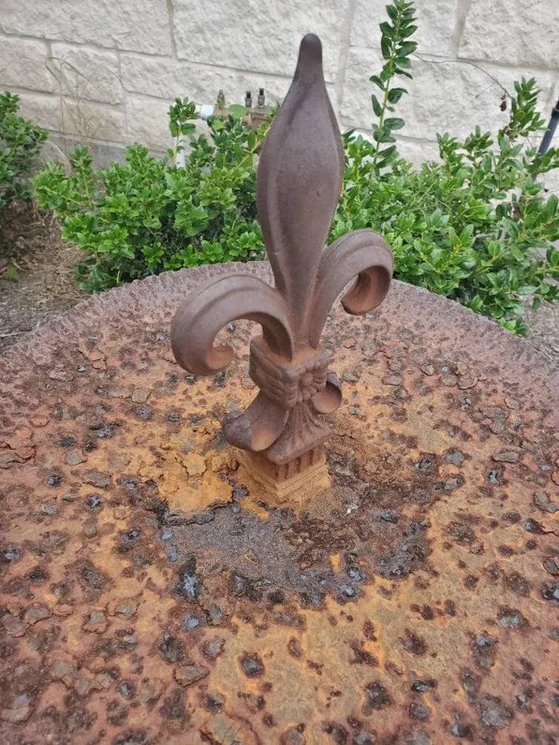 Antique Architectural Salvaged Ironwork Garden Ornament - 2