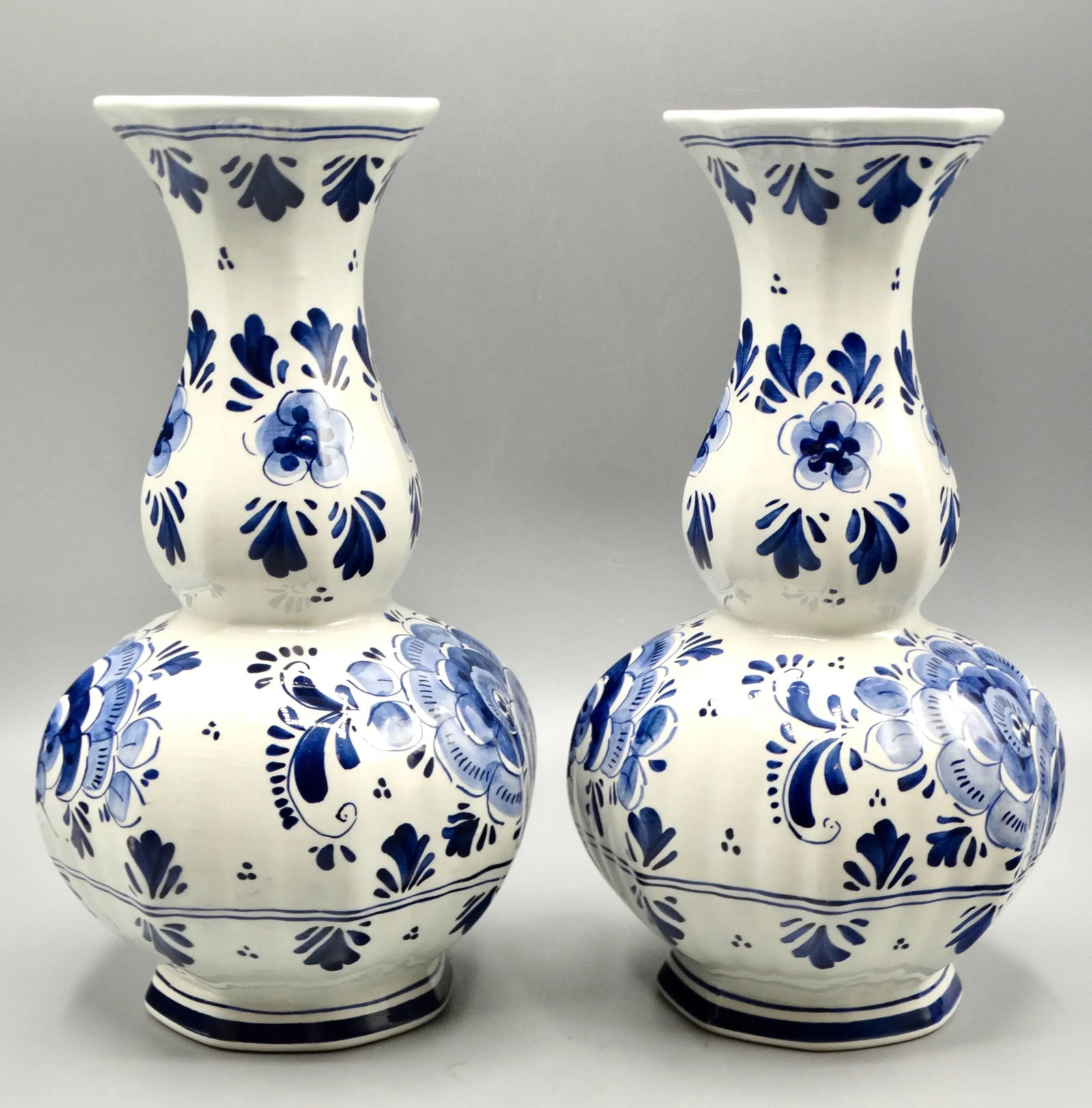 Lobed Bulbous Dutch Delft Vases Hand Painted, a Matched Pair - 3
